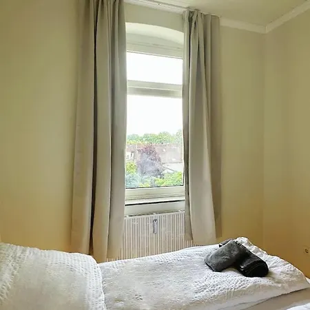 2 Schlafzimmer Waschenspuelmaschine Lägenhet *